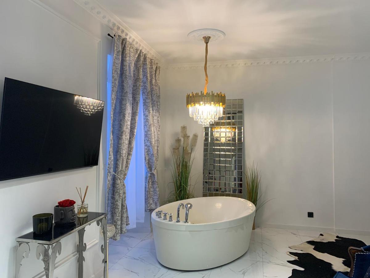 Tiltu 5 Jacuzzi Apartment Klaipeda Ngoại thất bức ảnh